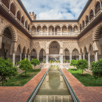 Patio de las Doncellas de l’Alcazar de Séville, Espagne
