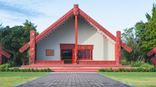 Marae, lieu de rencontre maori en Nouvelle-Zélande