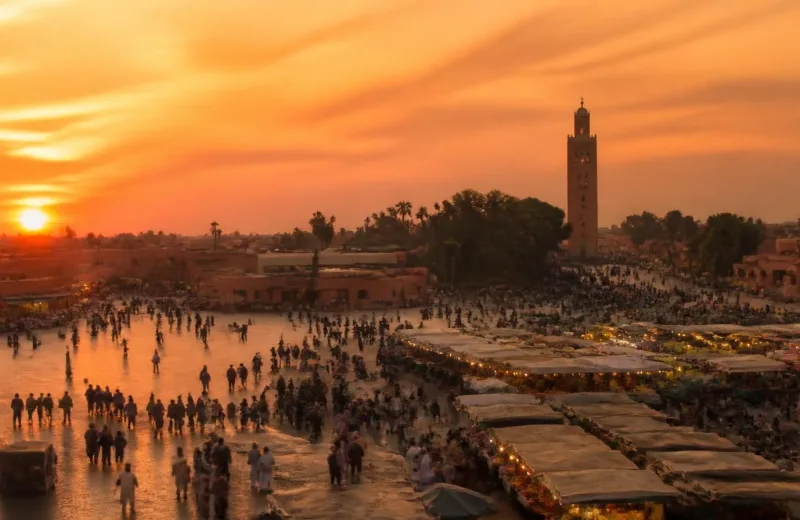 Place Jemaa el-Fna à Marrakech, Maroc