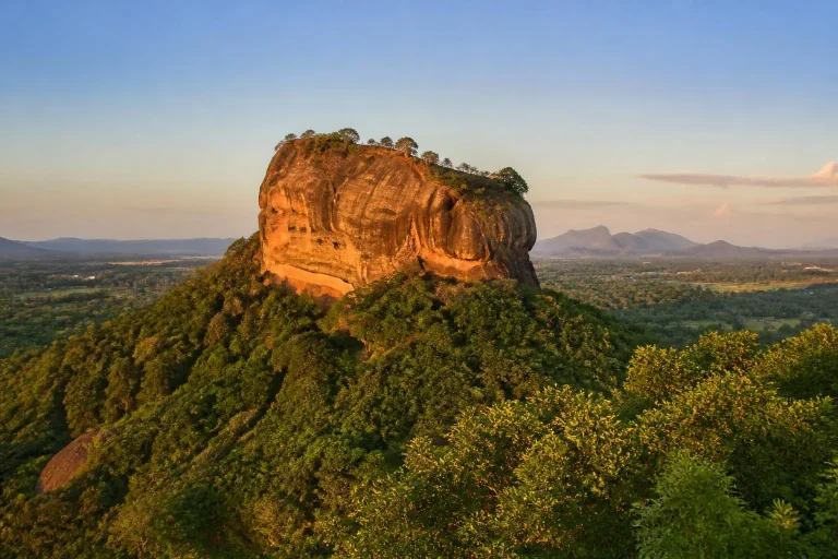 Rocher du Lion de Sigiriya, Triangle culturel, Sri Lanka